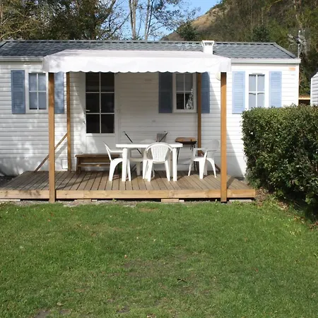 Camping Le Pyreneen Kemping Salles-et-Pratviel
